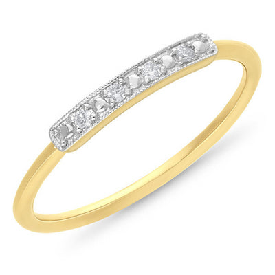 9k Yellow Gold & Diamond Ring