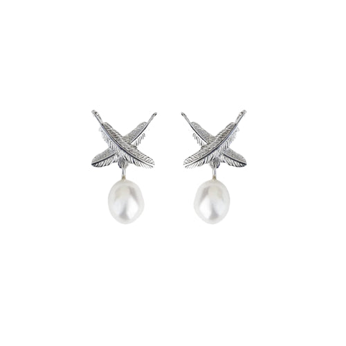 Boh Runga | Feather Kiss | Fresh Water Pearl | Silver | Stud | Earrings