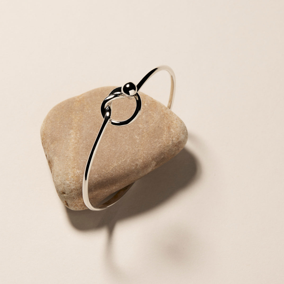 Najo You're My Love Knot Bangle | STG