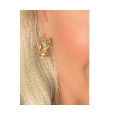 Lindi Kingi Gold Ripple Earrings