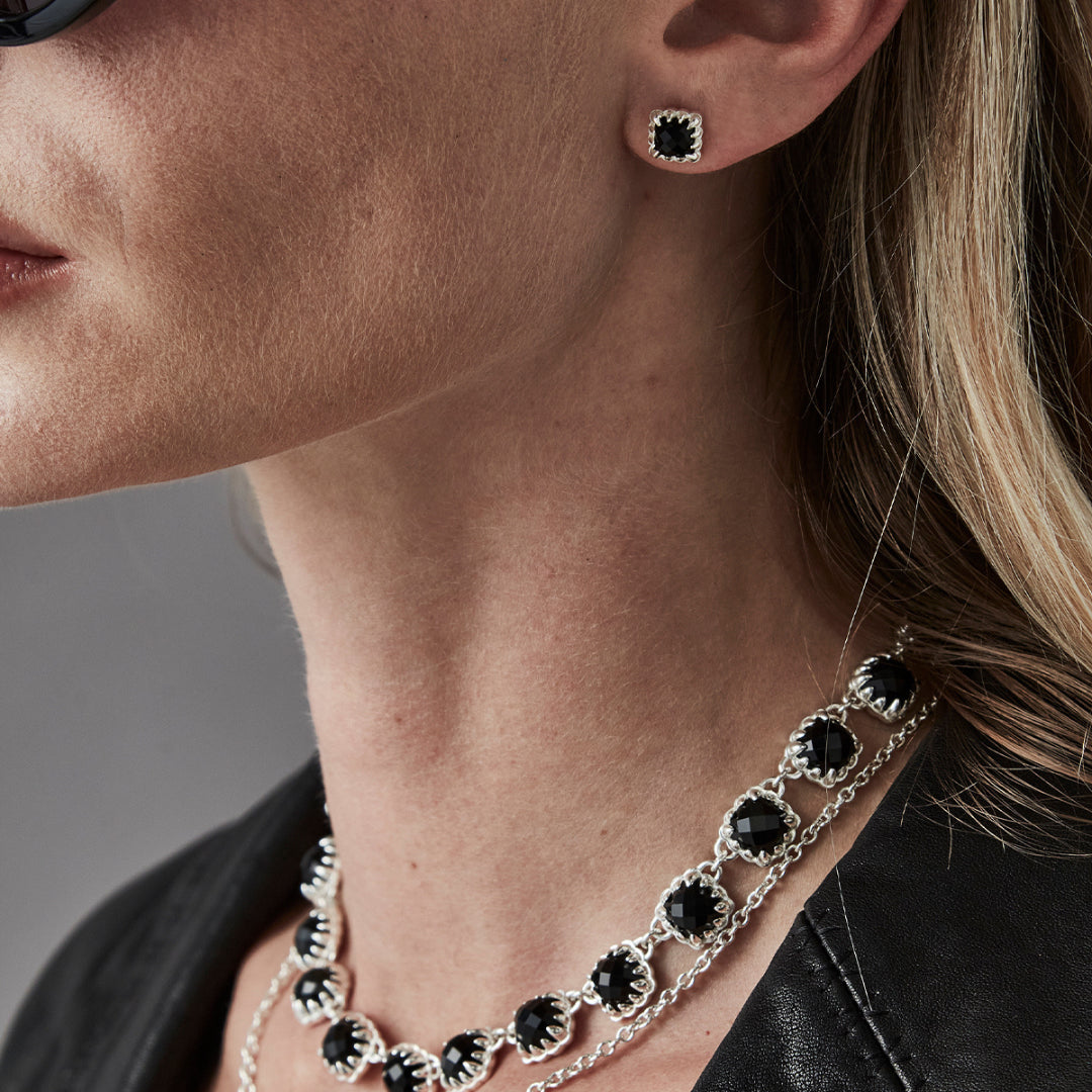 Stolen Girlfriends Club | Mini Claw Earrings | Silver | Onyx Studs