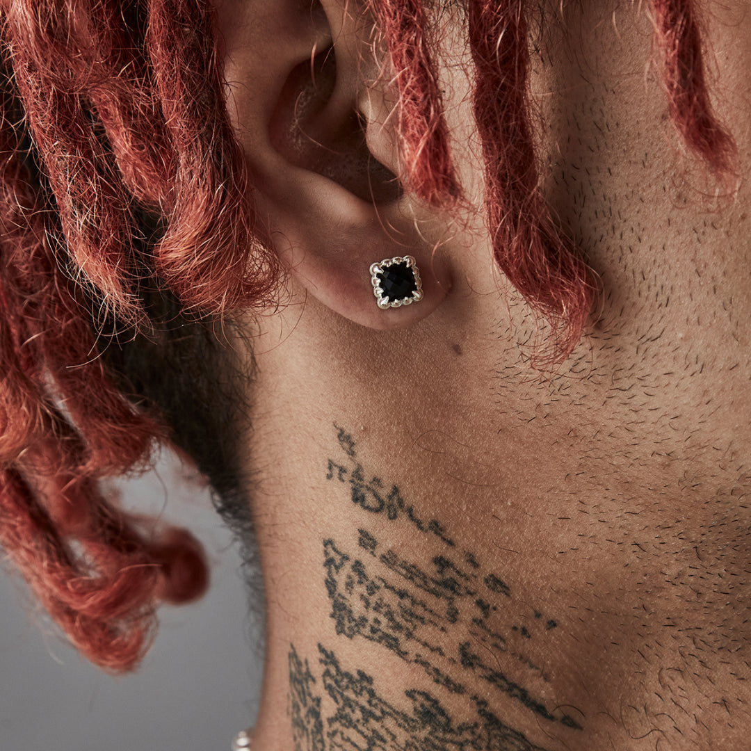 Stolen Girlfriends Club | Mini Claw Earrings | Silver | Onyx Studs