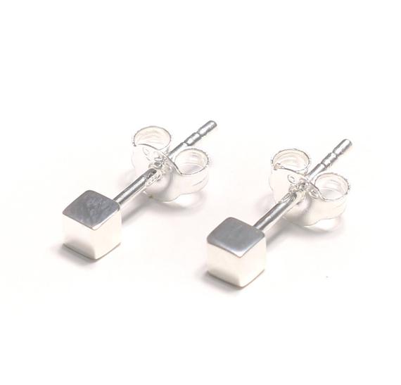 Celesti 'Fortify' Cube Stud Earrings | Silver