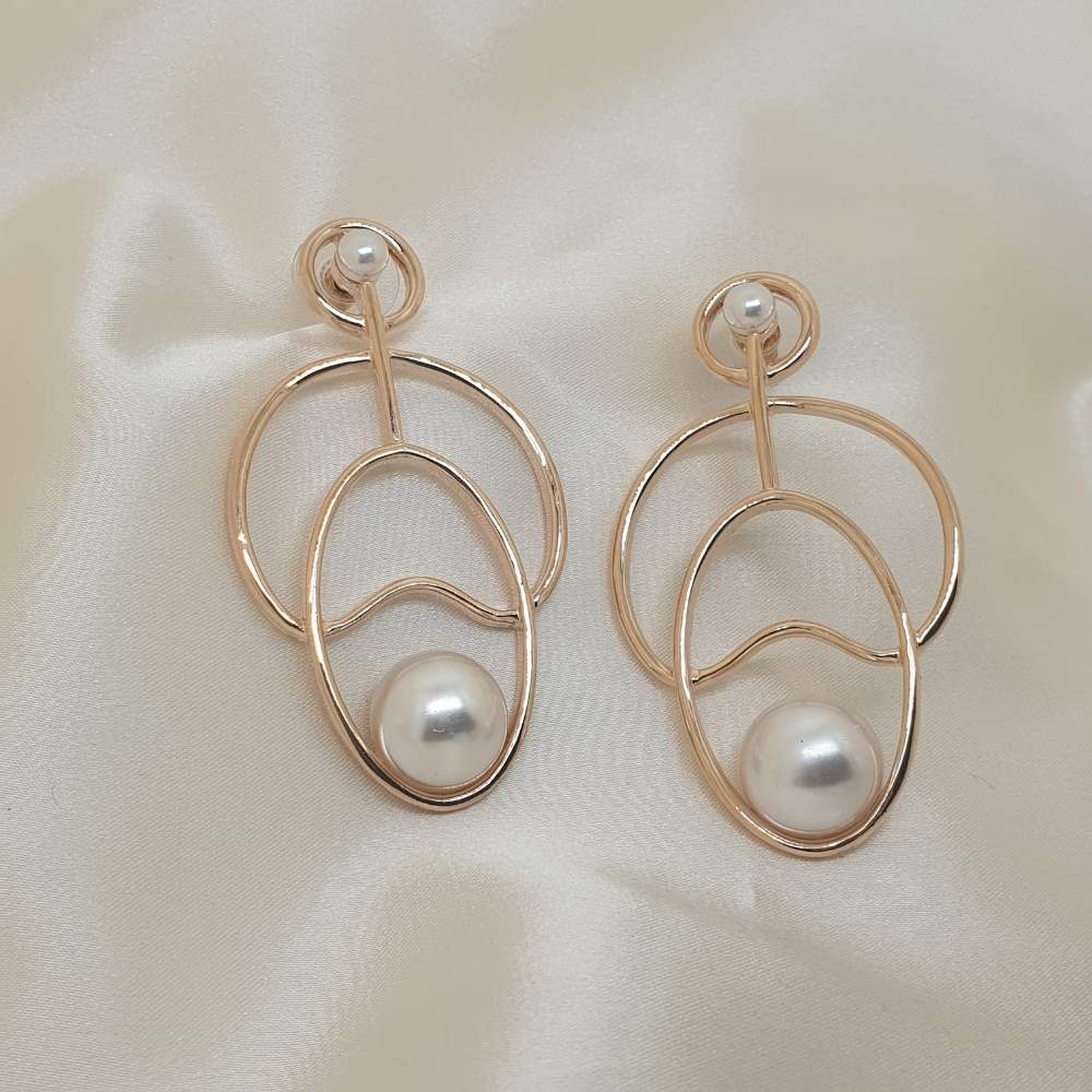 Aurora 'Mylah’ Pearl Fashion Earrings